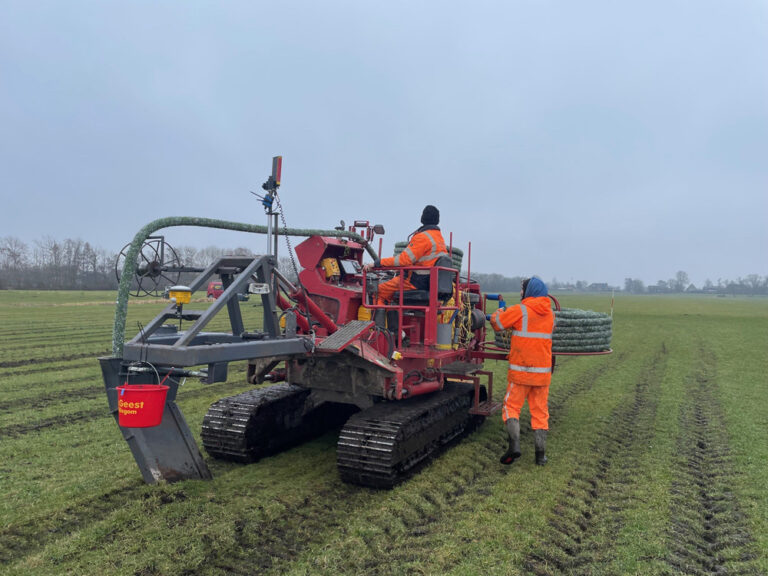veenweiden drainage uitgevoerd door Van der Geest Hillegom